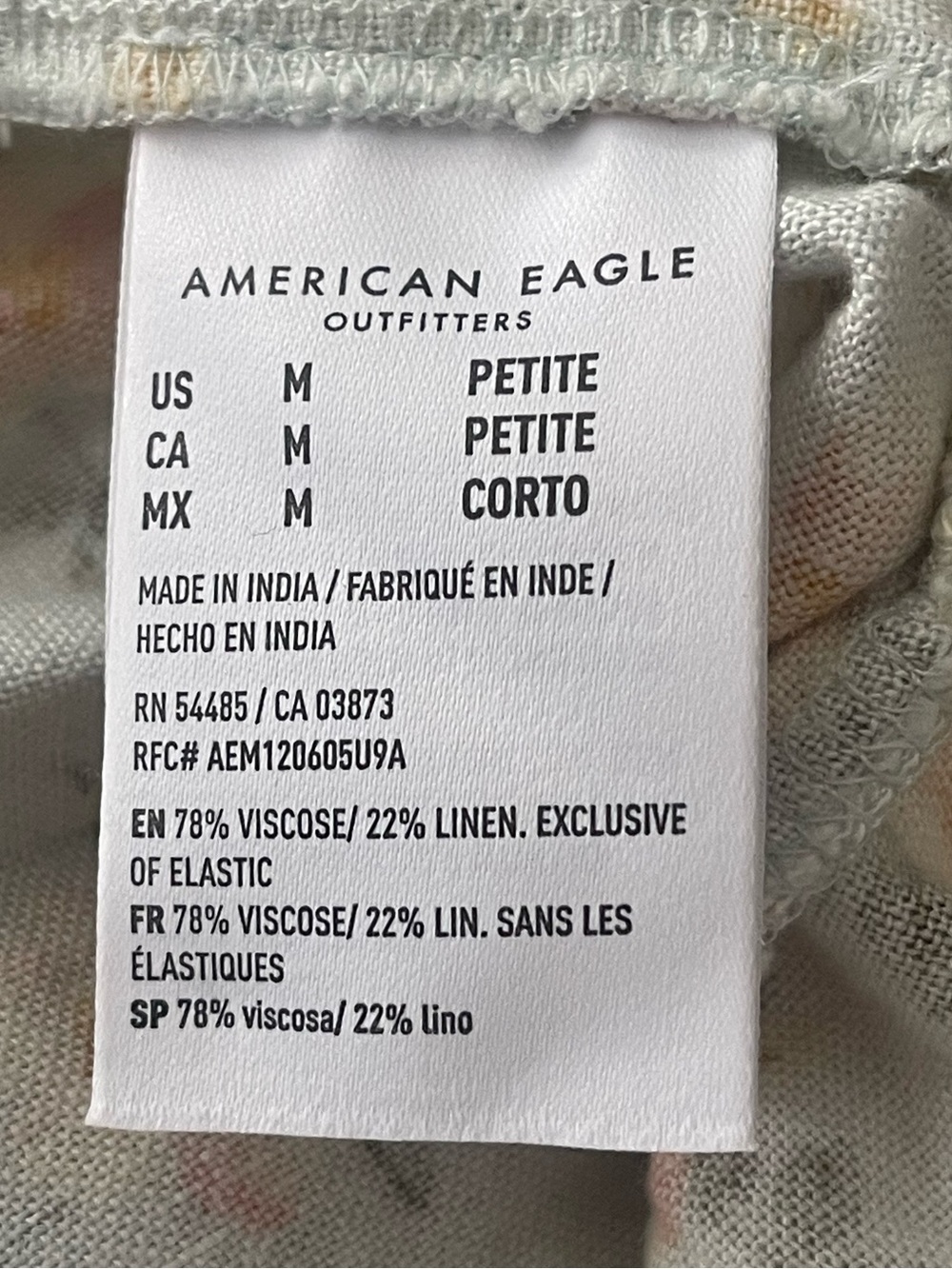 American Eagle Picnic Pretty Puff-Sleeve Dress. Floral Smocked linen blend - Picture 7 of 12